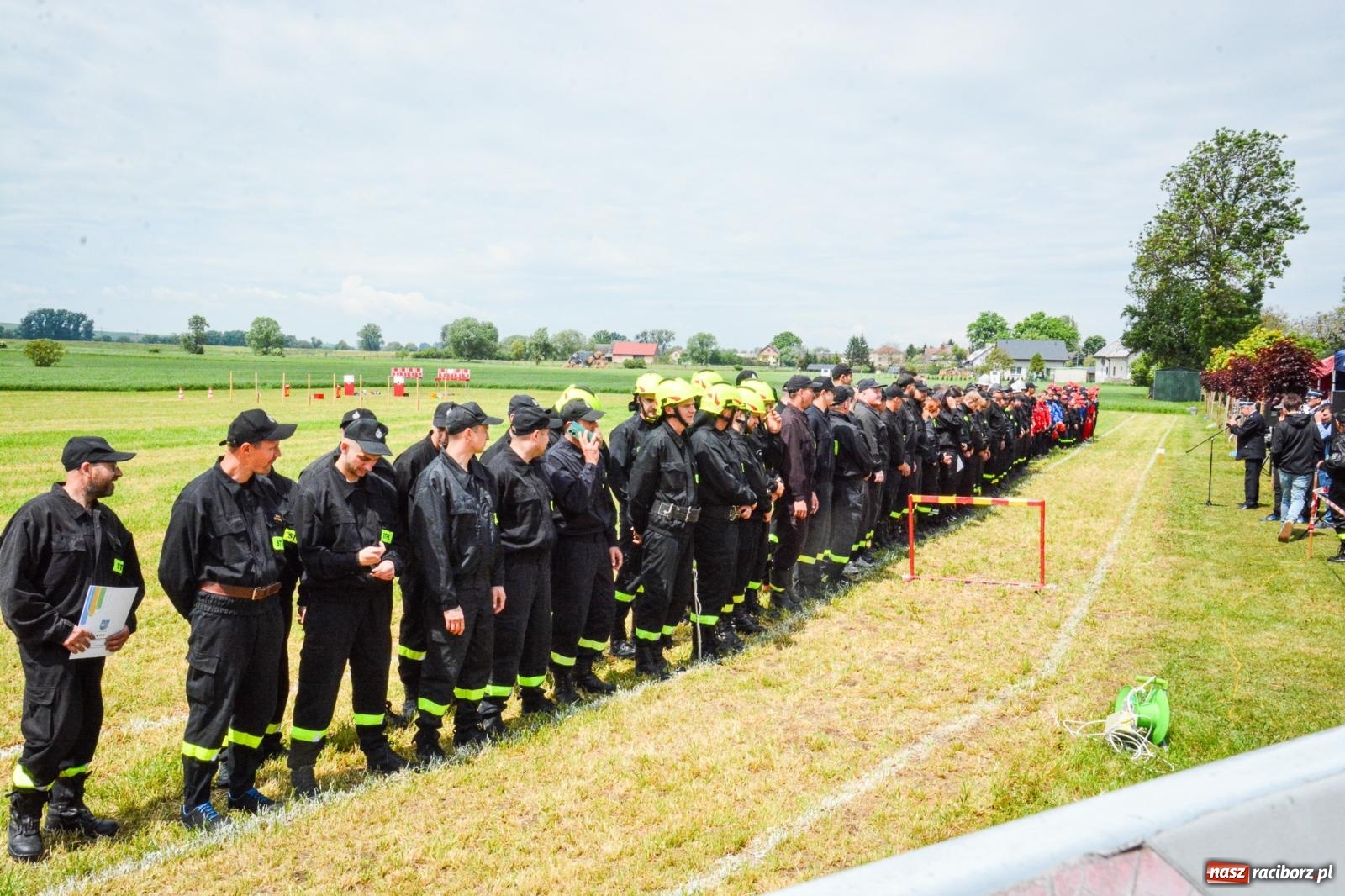 Zdjęcie w galerii na portalu naszraciborz.pl: Emocjonujące zawody strażackie w Rudzie! Poznaliśmy najlepsze drużyny gminy Kuźnia Raciborska wiadomości z regionu