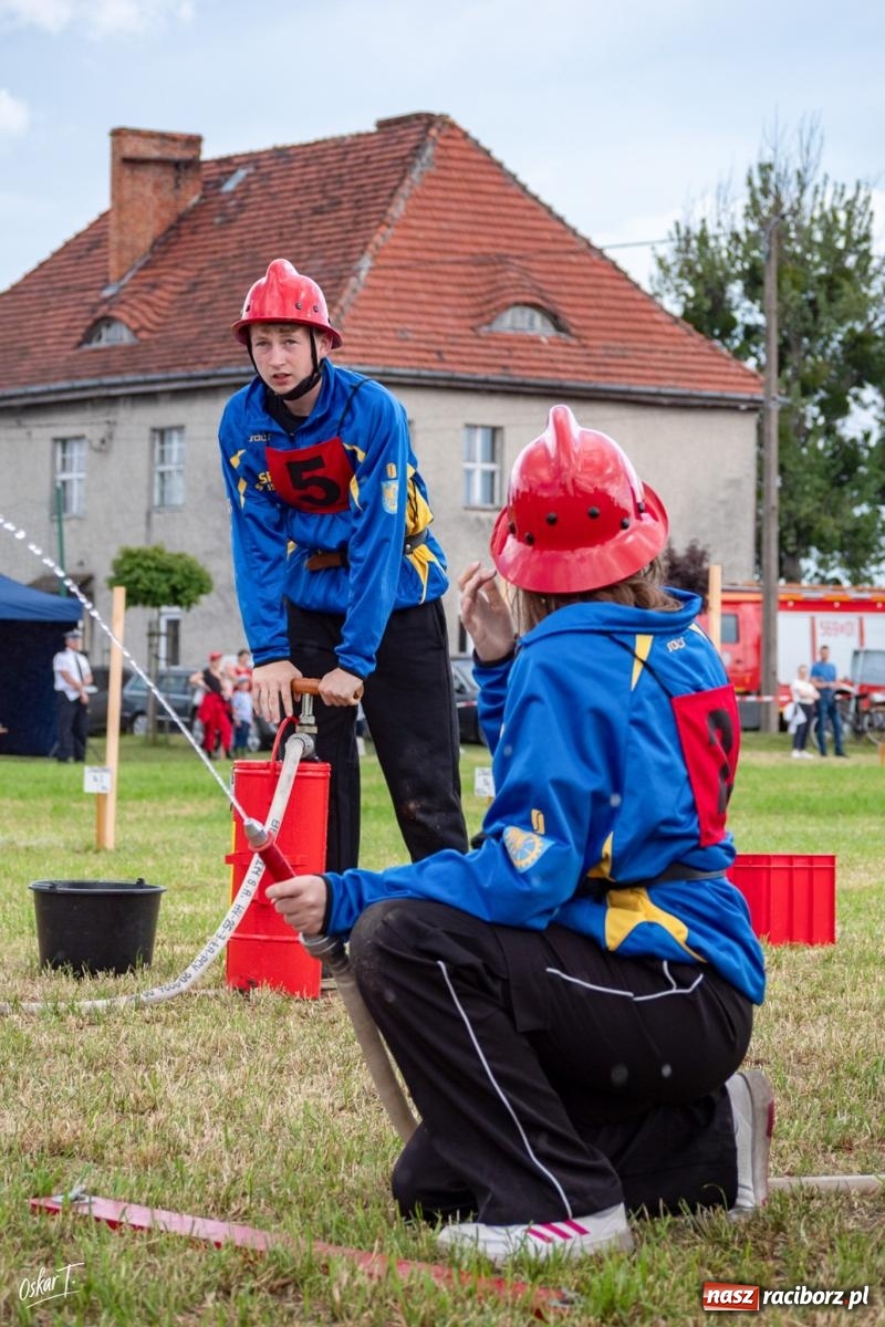 Zdjęcie w galerii na portalu naszraciborz.pl: Strażacy rywalizowali w Rudzie. Wyłoniono reprezentantów gminy na zawody powiatowe FOTO na BIS wiadomości z regionu