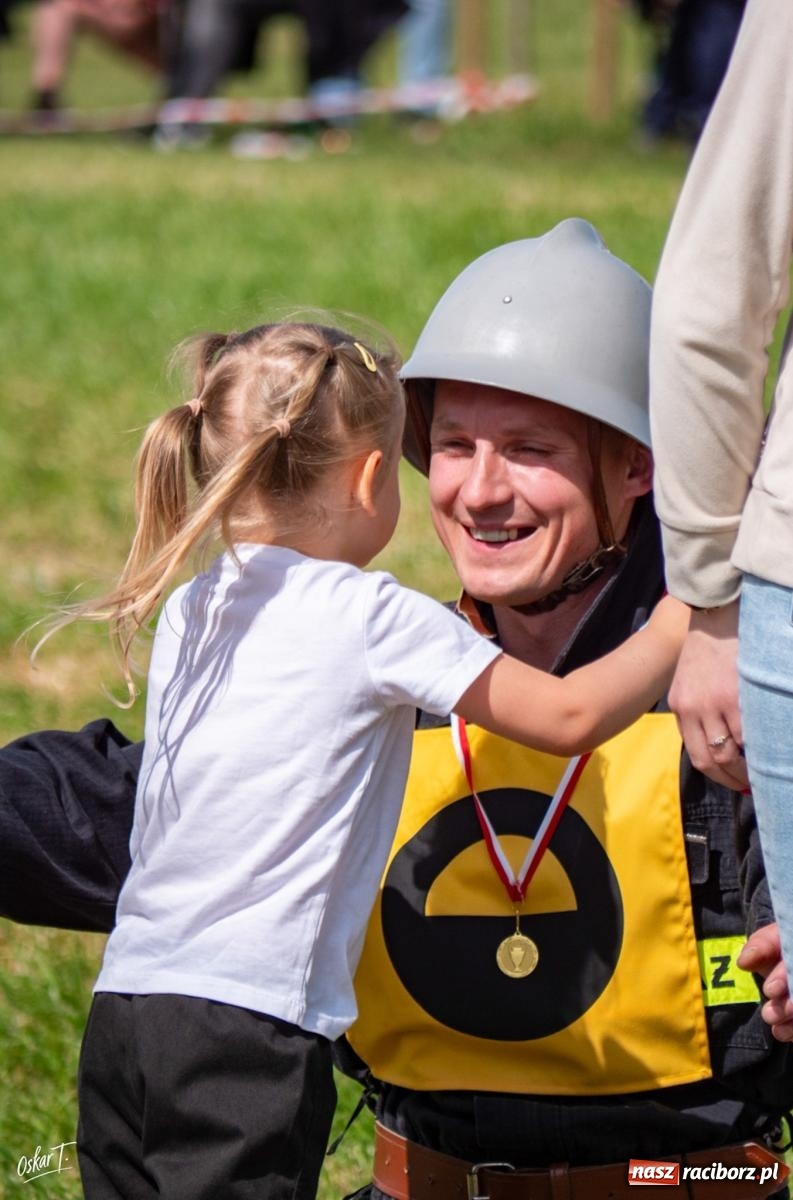 Zdjęcie w galerii na portalu naszraciborz.pl: Strażacy rywalizowali w Rudzie. Wyłoniono reprezentantów gminy na zawody powiatowe FOTO na BIS wiadomości z regionu