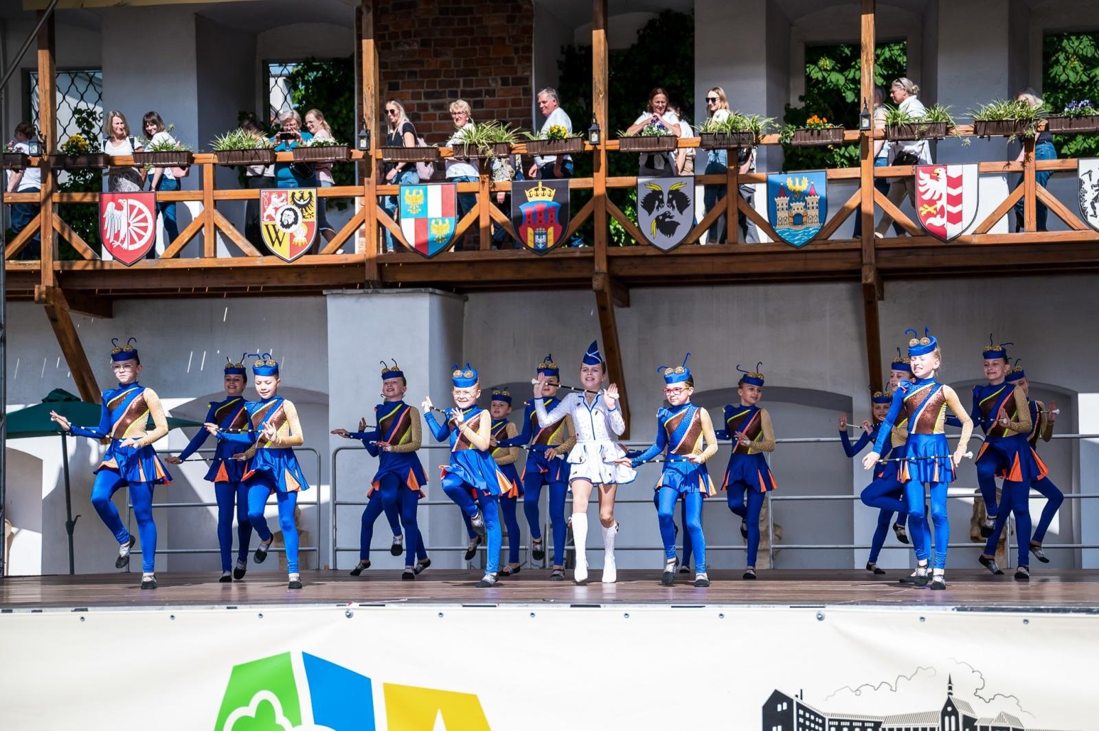 Zdjęcie w galerii na portalu naszraciborz.pl: Turniej Sportu Mażoretkowego na Zamku Piastowskim w Raciborzu [FOTO i WIDEO] wiadomości z regionu