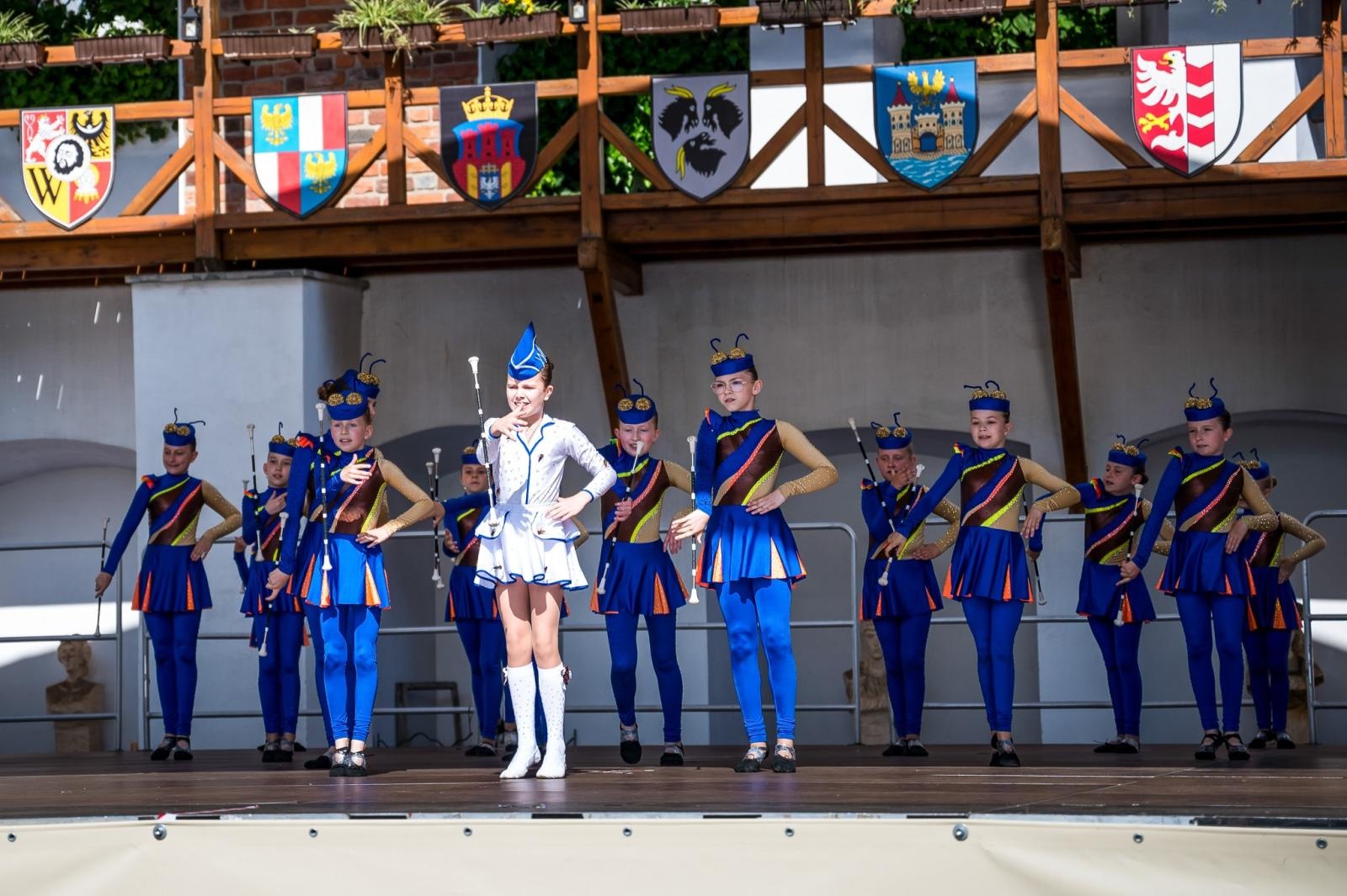 Zdjęcie w galerii na portalu naszraciborz.pl: Turniej Sportu Mażoretkowego na Zamku Piastowskim w Raciborzu [FOTO i WIDEO] wiadomości z regionu