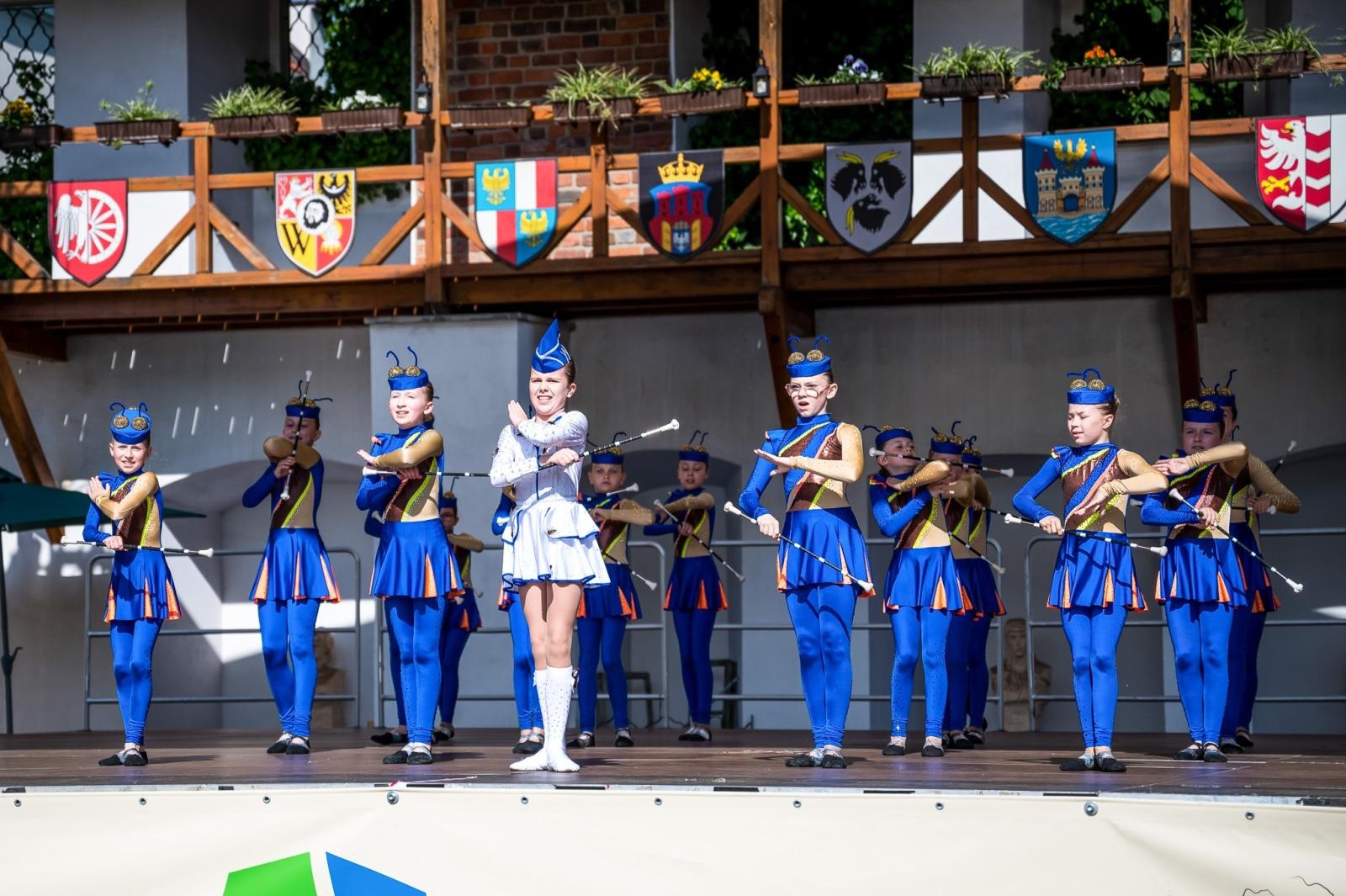 Zdjęcie w galerii na portalu naszraciborz.pl: Turniej Sportu Mażoretkowego na Zamku Piastowskim w Raciborzu [FOTO i WIDEO] wiadomości z regionu