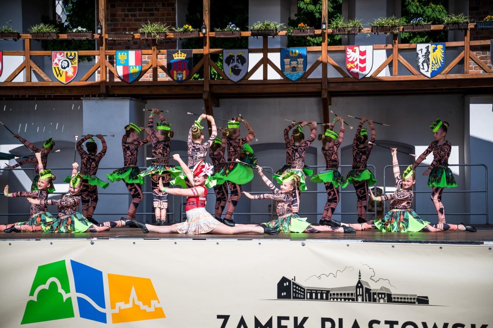 Zdjęcie w galerii na portalu naszraciborz.pl: Turniej Sportu Mażoretkowego na Zamku Piastowskim w Raciborzu [FOTO i WIDEO] wiadomości z regionu