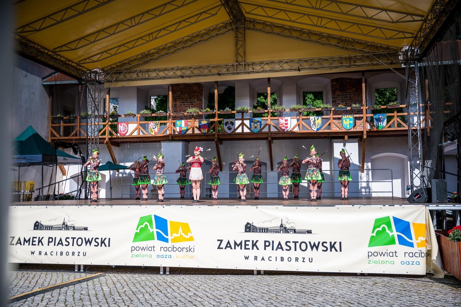 Zdjęcie w galerii na portalu naszraciborz.pl: Turniej Sportu Mażoretkowego na Zamku Piastowskim w Raciborzu [FOTO i WIDEO] wiadomości z regionu