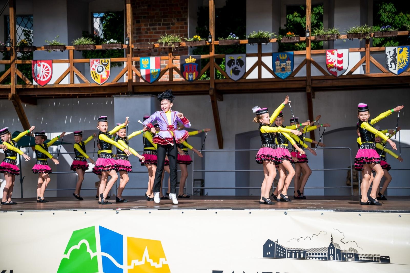 Zdjęcie w galerii na portalu naszraciborz.pl: Turniej Sportu Mażoretkowego na Zamku Piastowskim w Raciborzu [FOTO i WIDEO] wiadomości z regionu