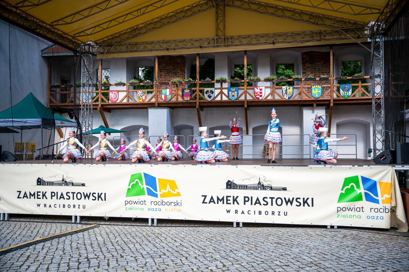 Zdjęcie w galerii na portalu naszraciborz.pl: Turniej Sportu Mażoretkowego na Zamku Piastowskim w Raciborzu [FOTO i WIDEO] wiadomości z regionu