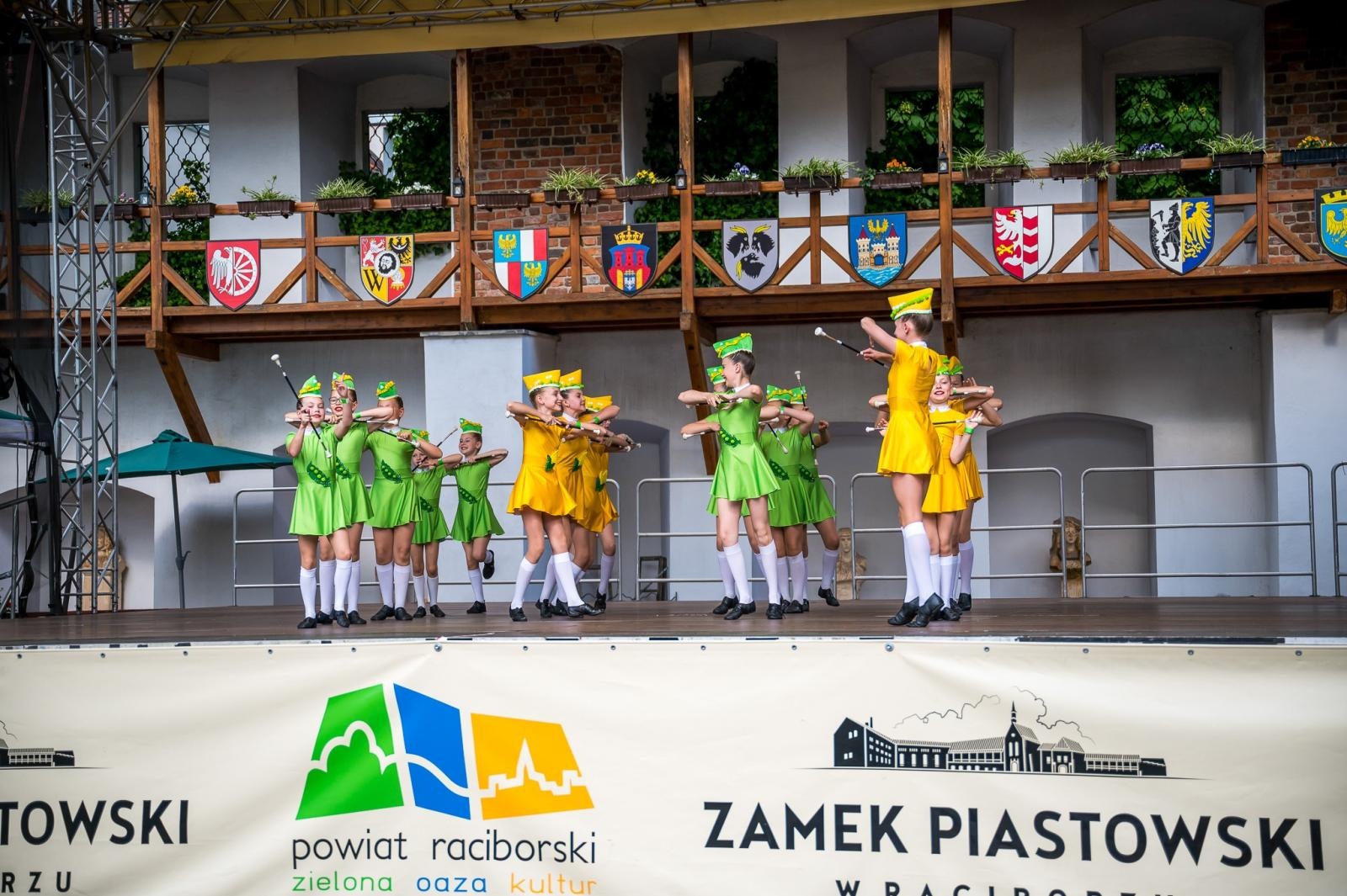 Zdjęcie w galerii na portalu naszraciborz.pl: Turniej Sportu Mażoretkowego na Zamku Piastowskim w Raciborzu [FOTO i WIDEO] wiadomości z regionu