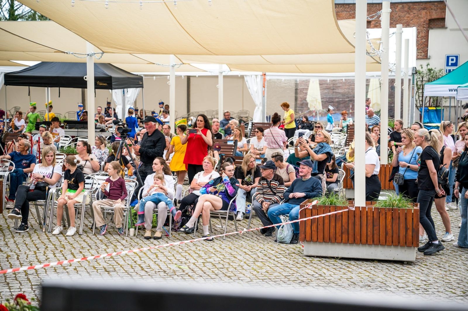 Zdjęcie w galerii na portalu naszraciborz.pl: Turniej Sportu Mażoretkowego na Zamku Piastowskim w Raciborzu [FOTO i WIDEO] wiadomości z regionu