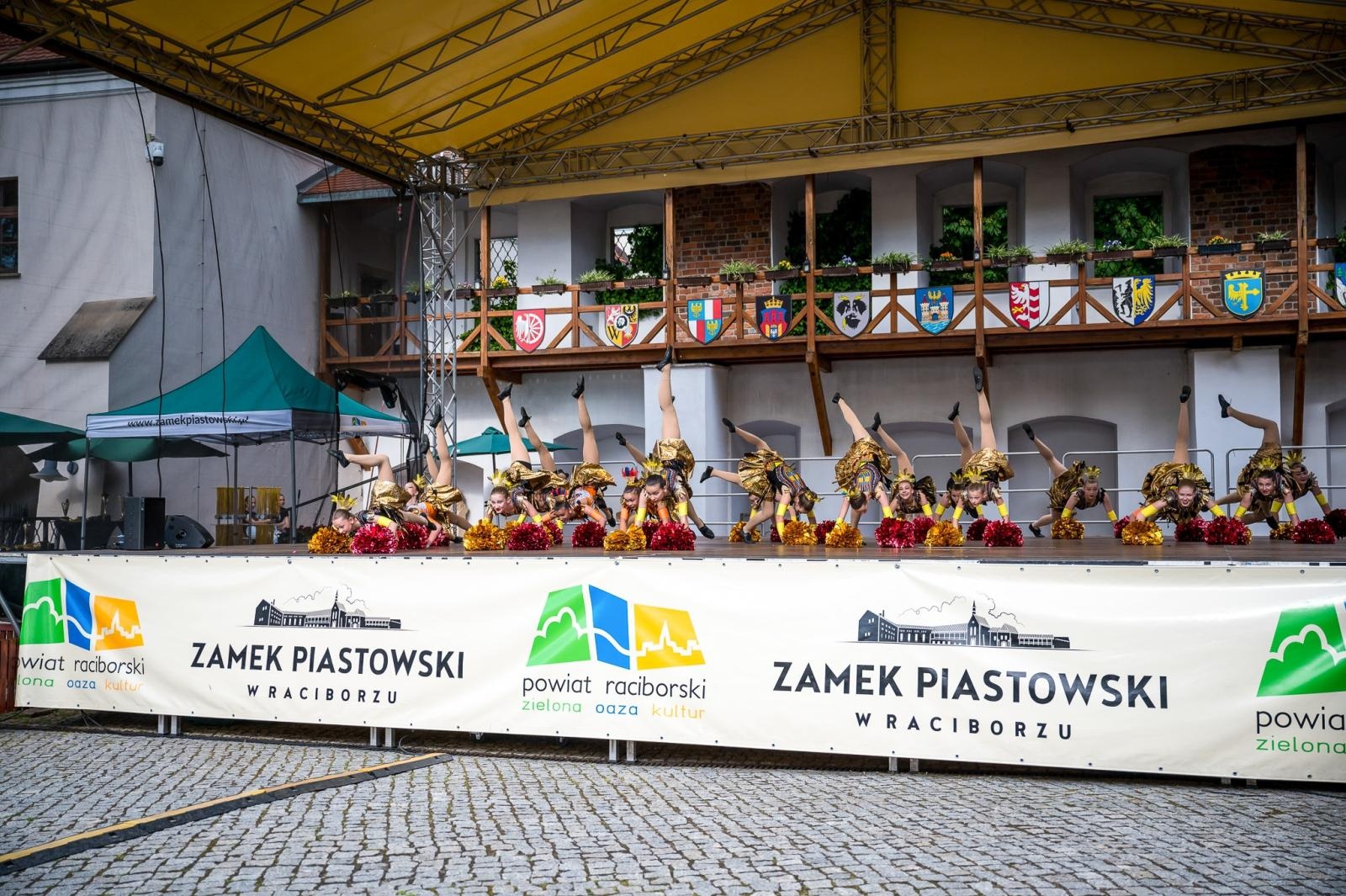 Zdjęcie w galerii na portalu naszraciborz.pl: Turniej Sportu Mażoretkowego na Zamku Piastowskim w Raciborzu [FOTO i WIDEO] wiadomości z regionu