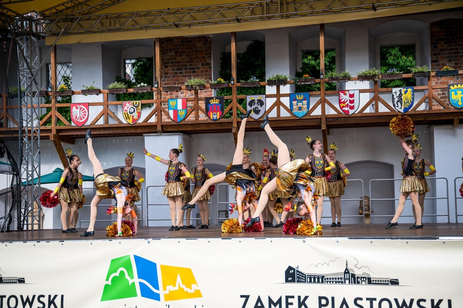 Zdjęcie w galerii na portalu naszraciborz.pl: Turniej Sportu Mażoretkowego na Zamku Piastowskim w Raciborzu [FOTO i WIDEO] wiadomości z regionu