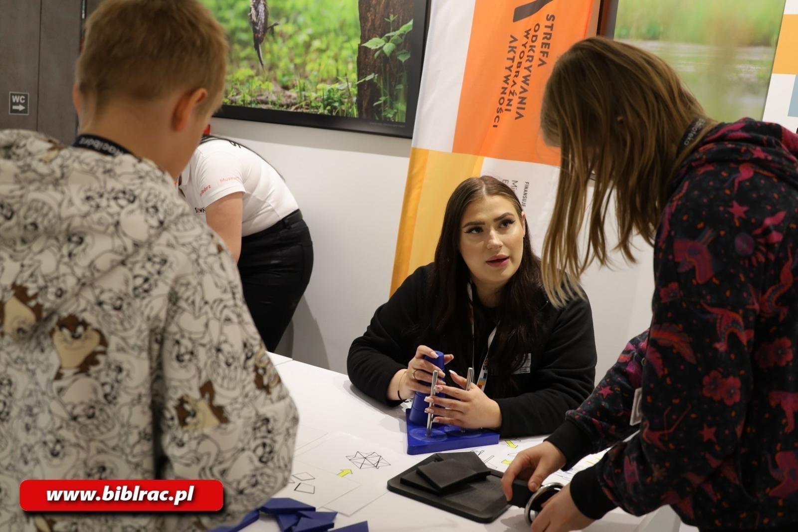 Zdjęcie w galerii na portalu naszraciborz.pl: FANTASTYCZNY Dzień Dziecka w Bibliotece wiadomości z regionu