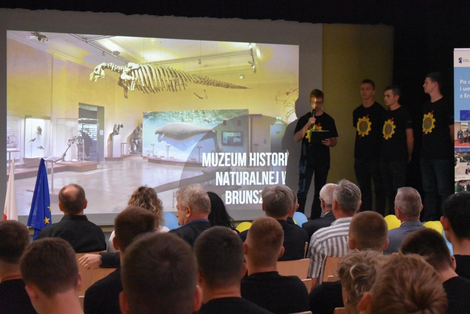 Zdjęcie w galerii na portalu naszraciborz.pl: Po nowe doświadczenia i umiejętności zawodowe z Erasmusem+. Uroczyste podsumowanie projektu w CKZiU nr 2 Mechanik wiadomości z regionu