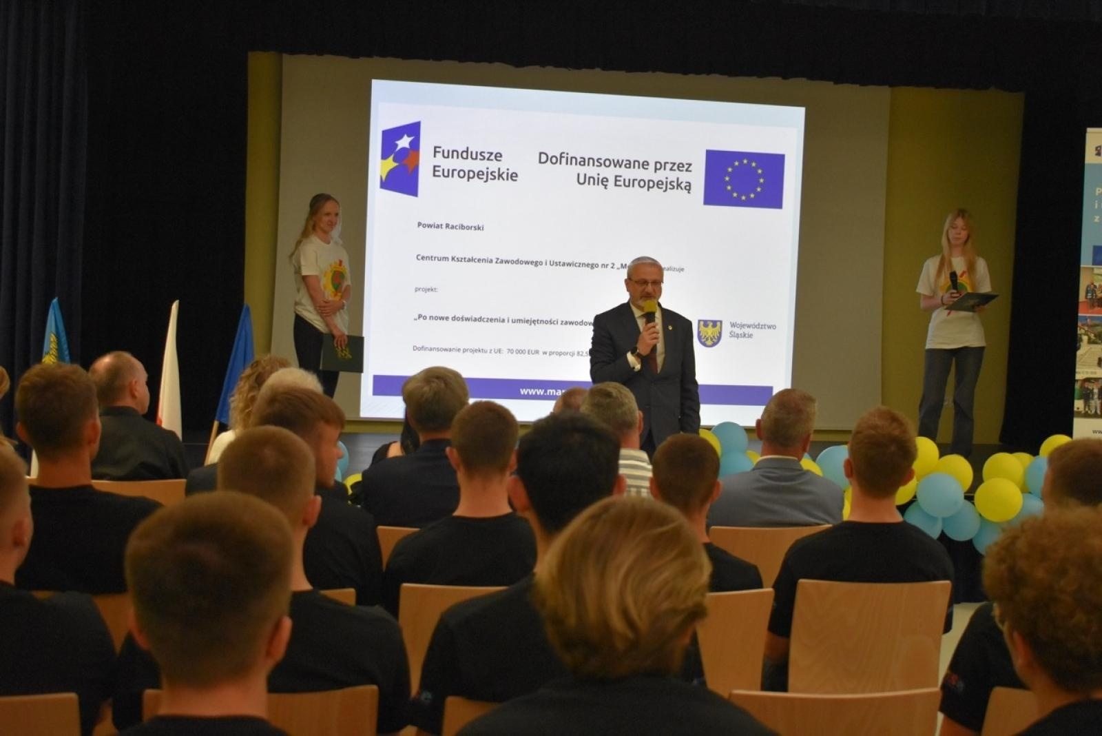 Zdjęcie w galerii na portalu naszraciborz.pl: Po nowe doświadczenia i umiejętności zawodowe z Erasmusem+. Uroczyste podsumowanie projektu w CKZiU nr 2 Mechanik wiadomości z regionu