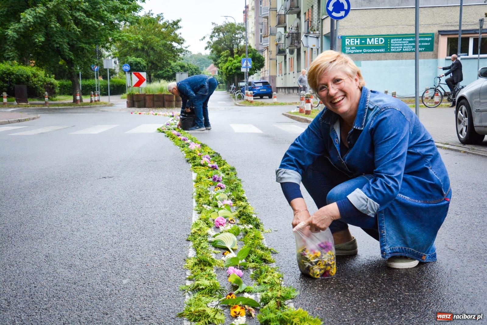 Zdjęcie w galerii na portalu naszraciborz.pl: Raciborskie stare miasto gotowe na procesję Bożego Ciała [FOTO] wiadomości z regionu