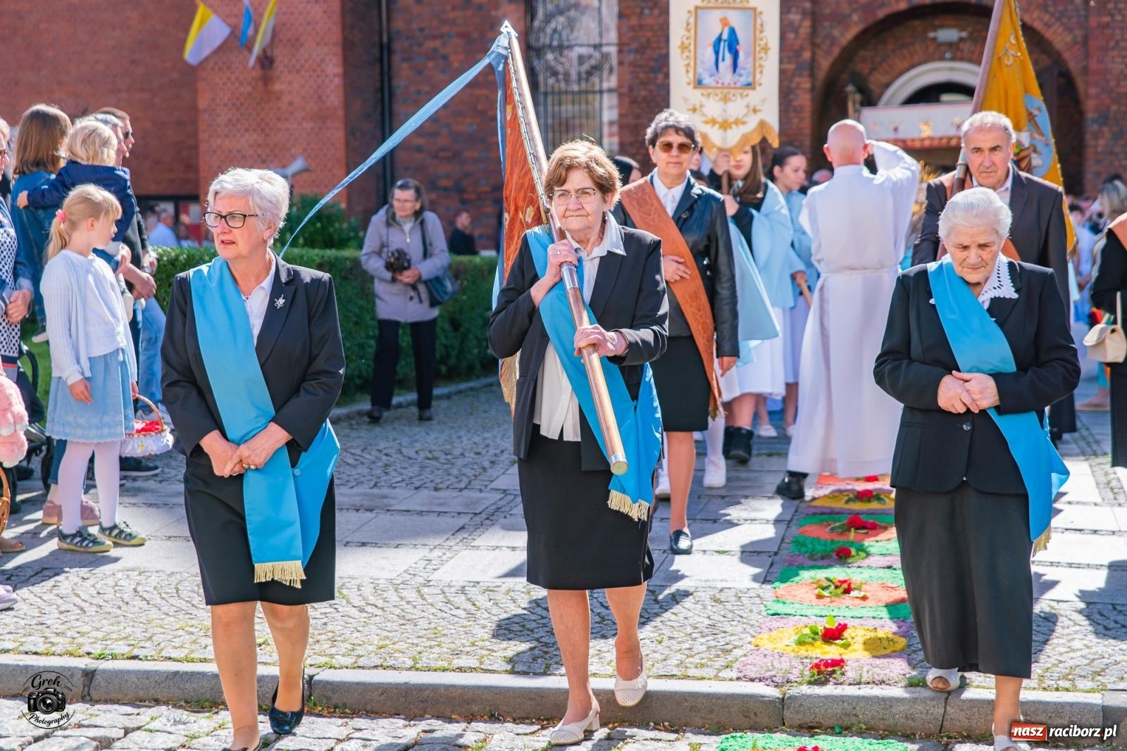 Zdjęcie w galerii na portalu naszraciborz.pl: Procesja Bożego Ciała przeszła ulicami parafii WNMP [FOTO i WIDEO] wiadomości z regionu