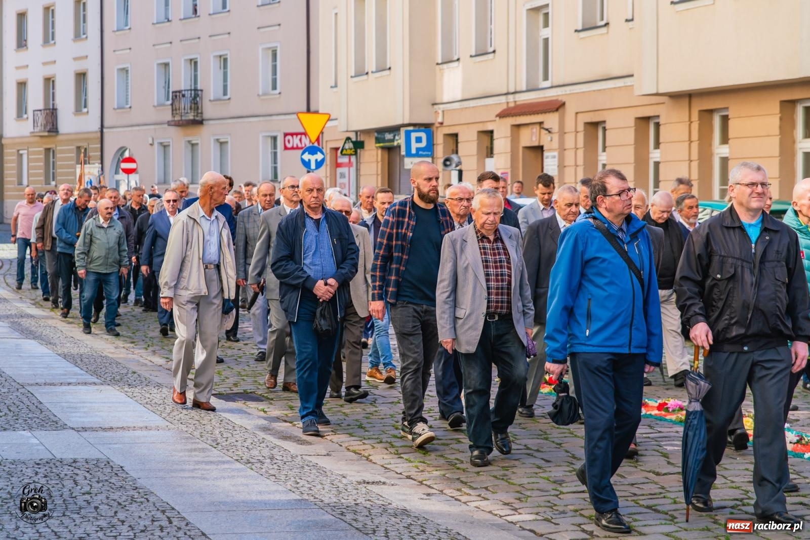 Zdjęcie w galerii na portalu naszraciborz.pl: Procesja Bożego Ciała przeszła ulicami parafii WNMP [FOTO i WIDEO] wiadomości z regionu