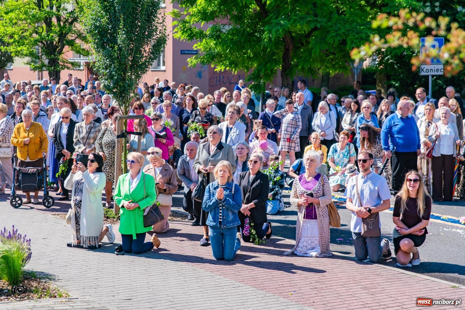 Zdjęcie w galerii na portalu naszraciborz.pl: Procesja Bożego Ciała przeszła ulicami parafii WNMP [FOTO i WIDEO] wiadomości z regionu