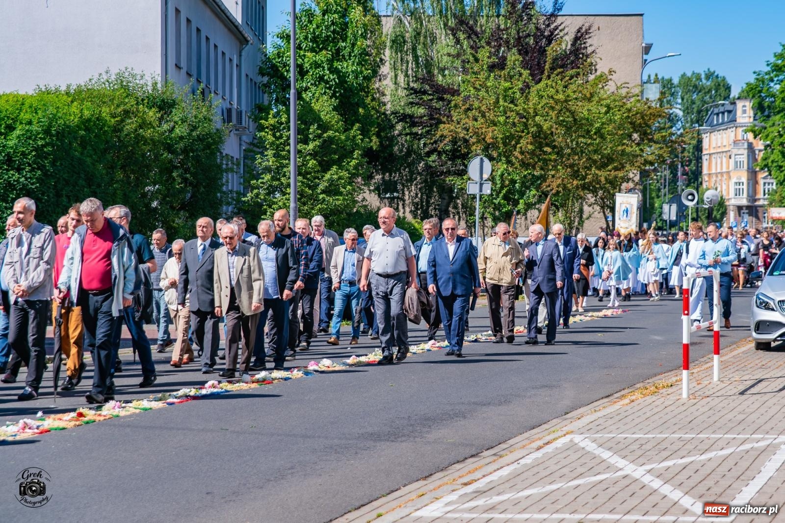 Zdjęcie w galerii na portalu naszraciborz.pl: Procesja Bożego Ciała przeszła ulicami parafii WNMP [FOTO i WIDEO] wiadomości z regionu