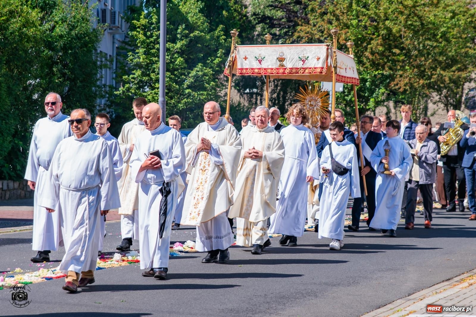 Zdjęcie w galerii na portalu naszraciborz.pl: Procesja Bożego Ciała przeszła ulicami parafii WNMP [FOTO i WIDEO] wiadomości z regionu