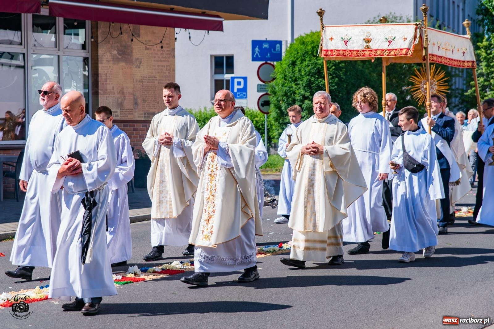 Zdjęcie w galerii na portalu naszraciborz.pl: Procesja Bożego Ciała przeszła ulicami parafii WNMP [FOTO i WIDEO] wiadomości z regionu