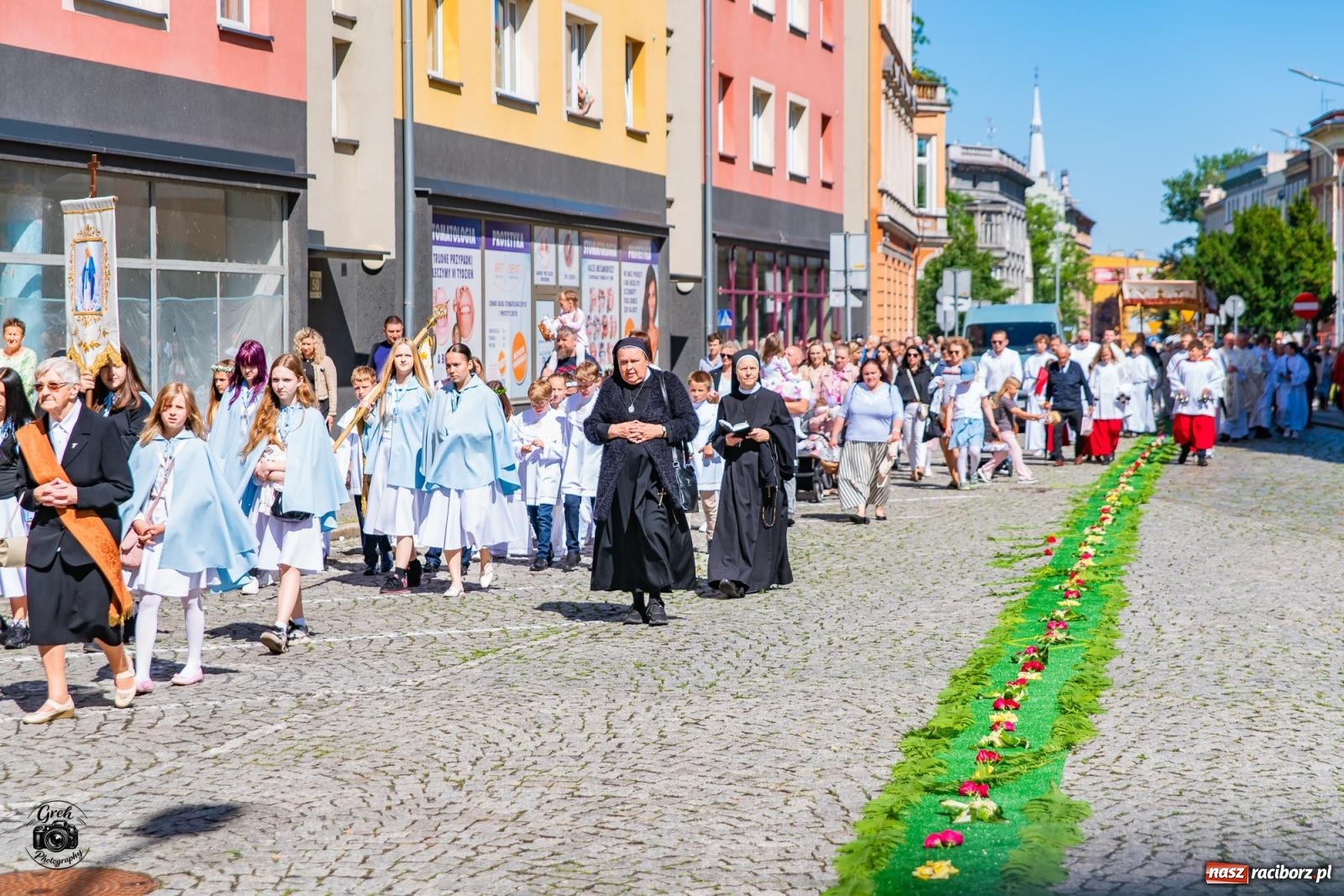 Zdjęcie w galerii na portalu naszraciborz.pl: Procesja Bożego Ciała przeszła ulicami parafii WNMP [FOTO i WIDEO] wiadomości z regionu
