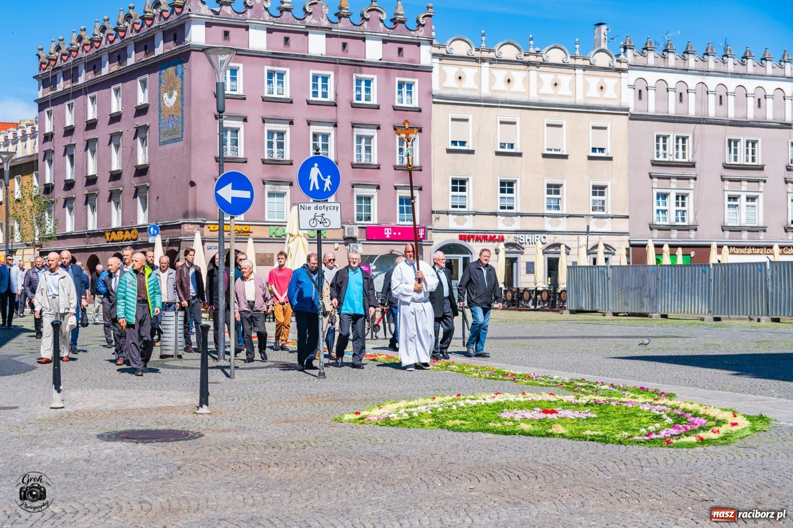 Zdjęcie w galerii na portalu naszraciborz.pl: Procesja Bożego Ciała przeszła ulicami parafii WNMP [FOTO i WIDEO] wiadomości z regionu