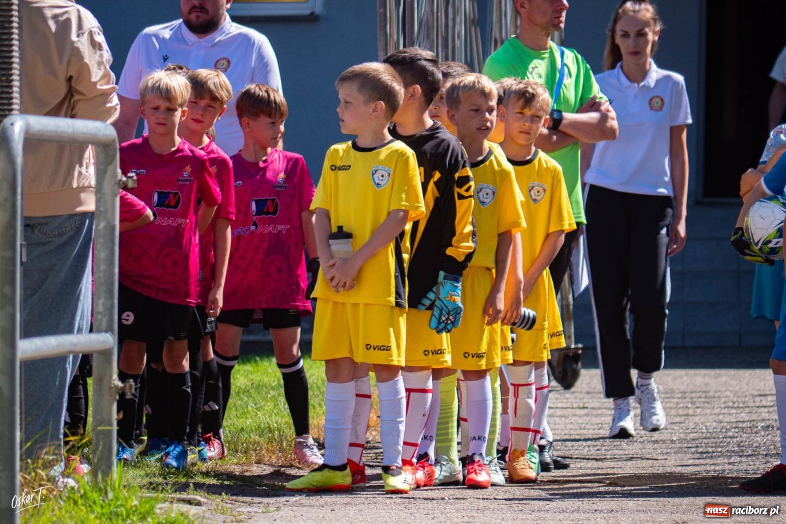 Zdjęcie w galerii na portalu naszraciborz.pl: Młodzi piłkarze rywalizowali w Nędzy. InPost Cup pełen goli i sportowych emocji [FOTO] wiadomości z regionu