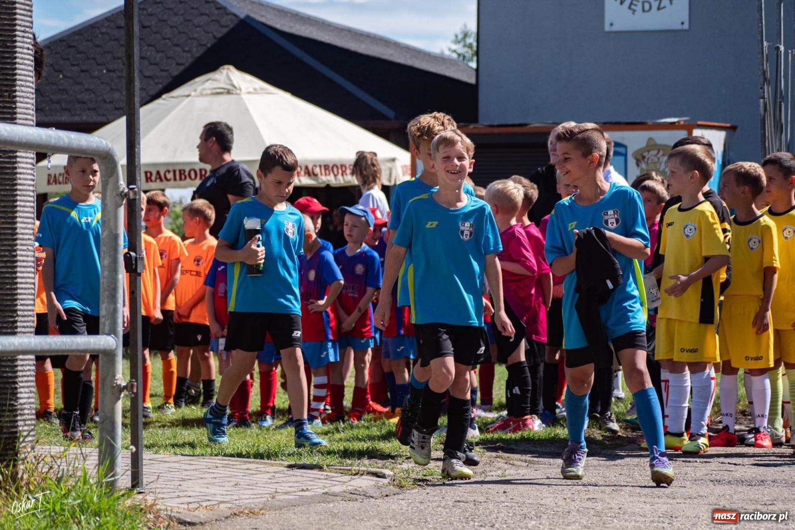Zdjęcie w galerii na portalu naszraciborz.pl: Młodzi piłkarze rywalizowali w Nędzy. InPost Cup pełen goli i sportowych emocji [FOTO] wiadomości z regionu