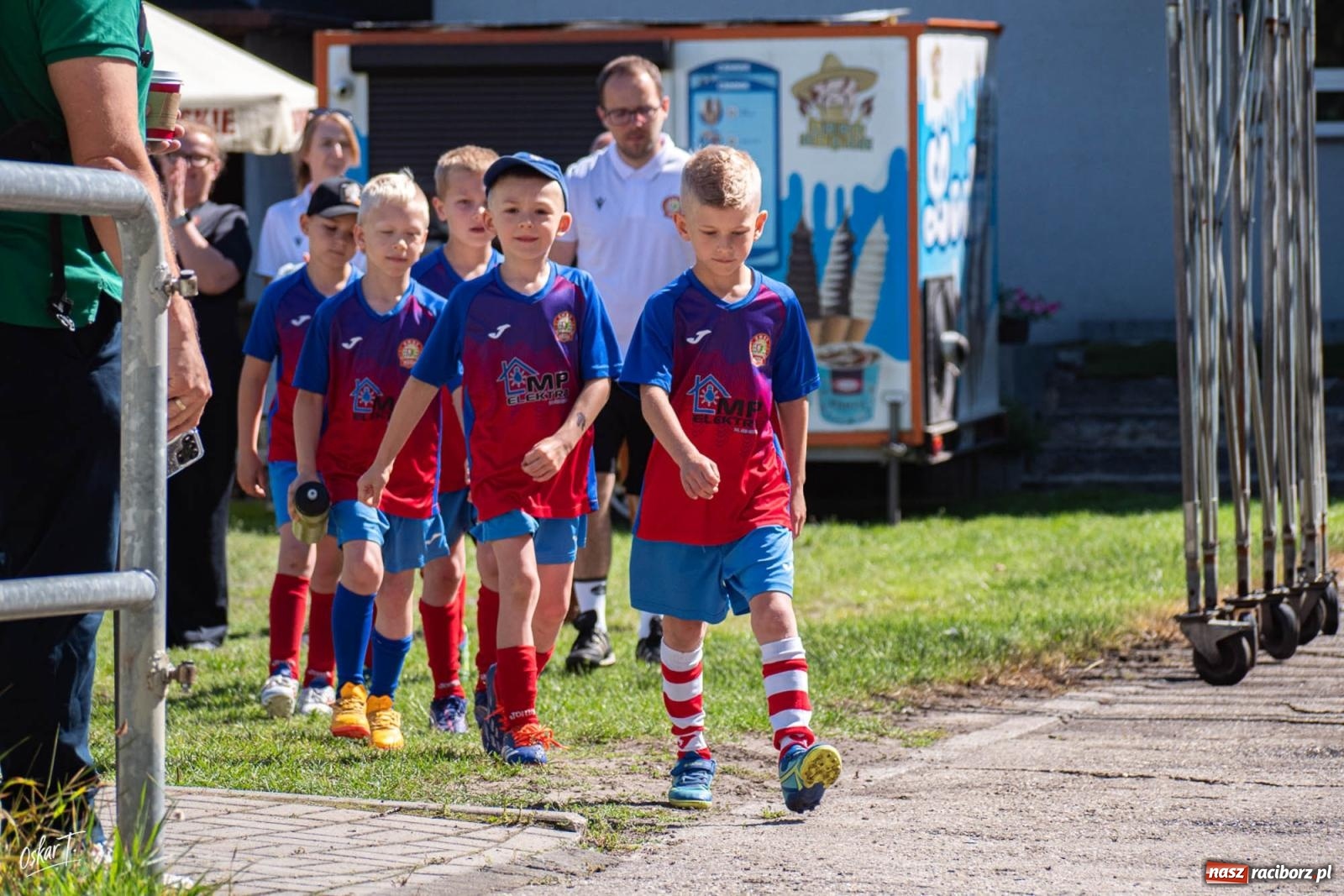 Zdjęcie w galerii na portalu naszraciborz.pl: Młodzi piłkarze rywalizowali w Nędzy. InPost Cup pełen goli i sportowych emocji [FOTO] wiadomości z regionu