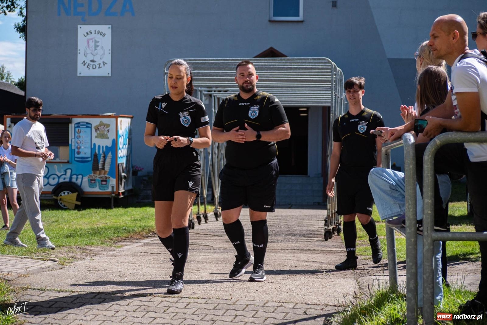 Zdjęcie w galerii na portalu naszraciborz.pl: Młodzi piłkarze rywalizowali w Nędzy. InPost Cup pełen goli i sportowych emocji [FOTO] wiadomości z regionu