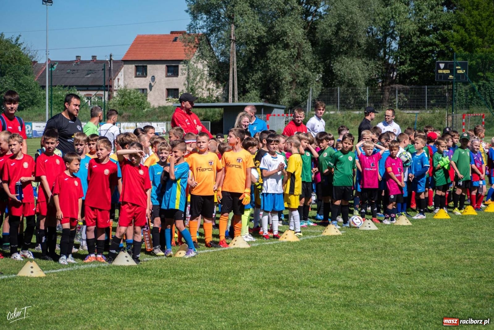 Zdjęcie w galerii na portalu naszraciborz.pl: Młodzi piłkarze rywalizowali w Nędzy. InPost Cup pełen goli i sportowych emocji [FOTO] wiadomości z regionu