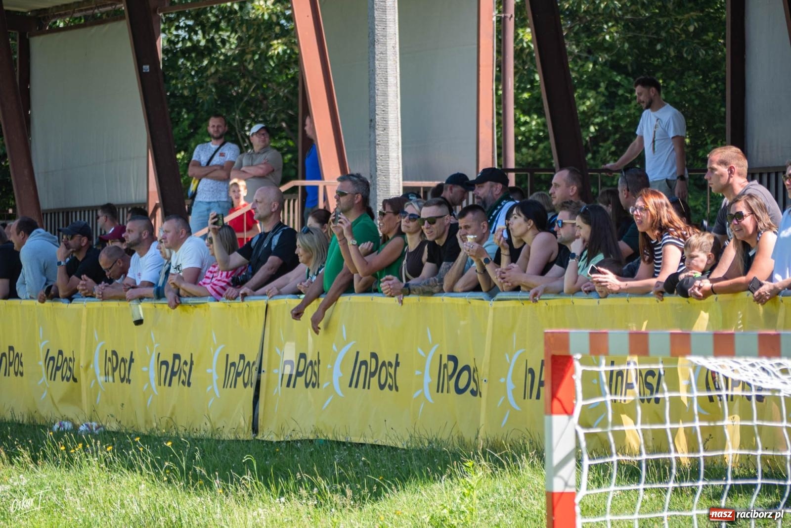 Zdjęcie w galerii na portalu naszraciborz.pl: Młodzi piłkarze rywalizowali w Nędzy. InPost Cup pełen goli i sportowych emocji [FOTO] wiadomości z regionu