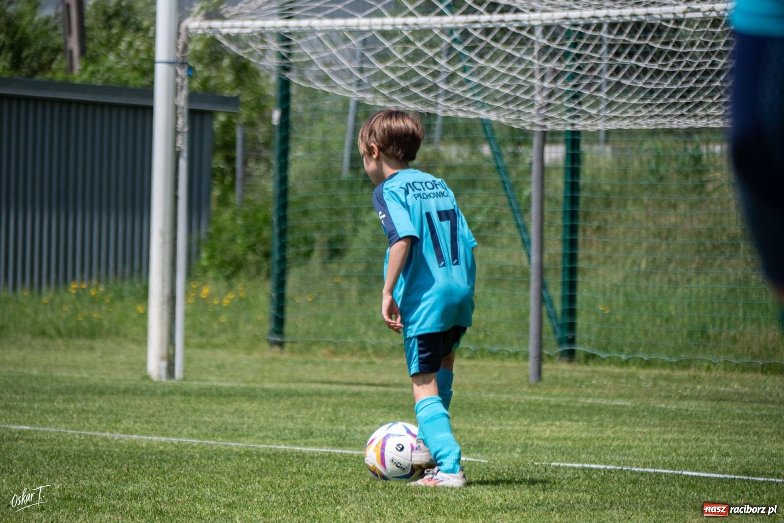 Zdjęcie w galerii na portalu naszraciborz.pl: Młodzi piłkarze rywalizowali w Nędzy. InPost Cup pełen goli i sportowych emocji [FOTO] wiadomości z regionu