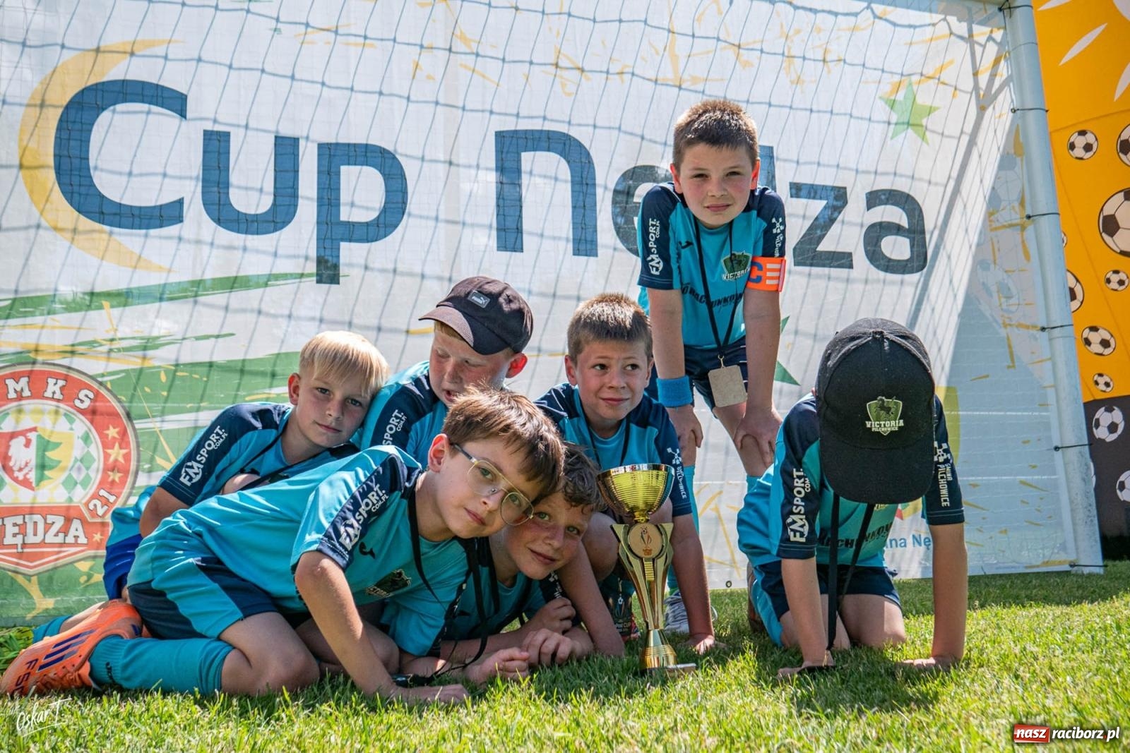 Zdjęcie w galerii na portalu naszraciborz.pl: Młodzi piłkarze rywalizowali w Nędzy. InPost Cup pełen goli i sportowych emocji [FOTO] wiadomości z regionu