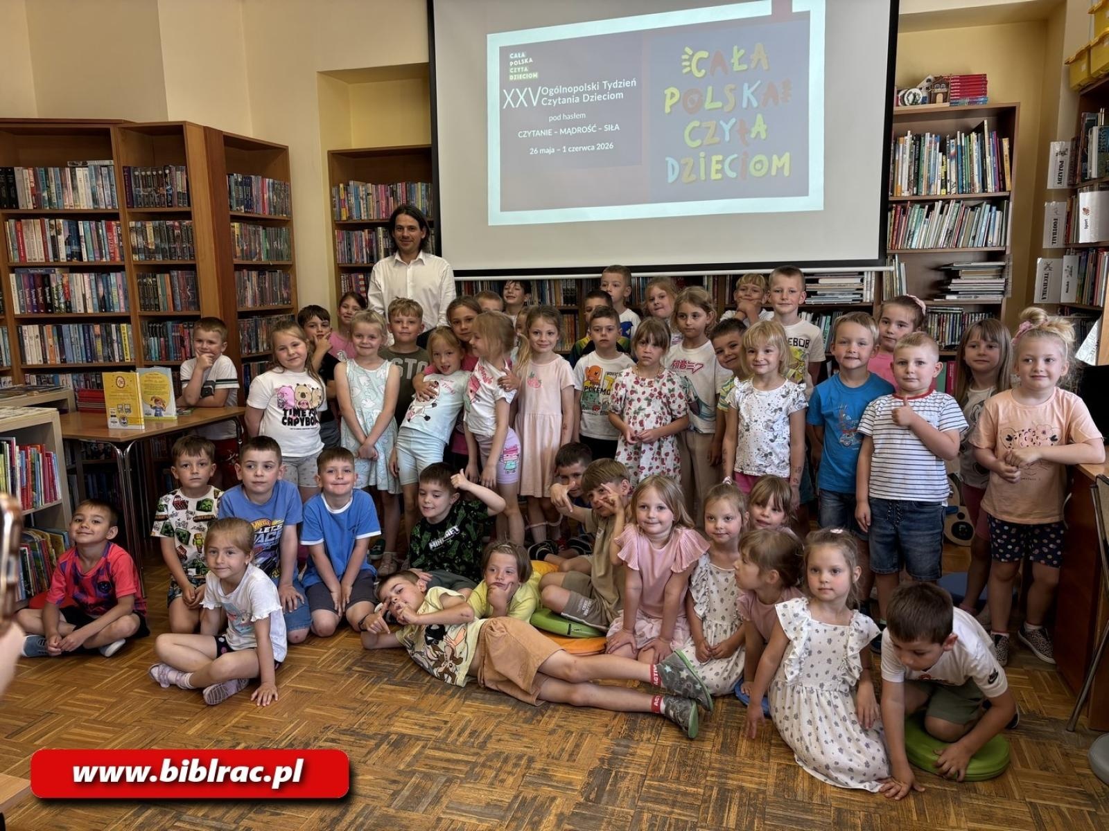 Zdjęcie w galerii na portalu naszraciborz.pl: Podsumowanie Ogólnopolskiego Tygodnia Czytania Dzieciom w raciborskiej bibliotece wiadomości z regionu