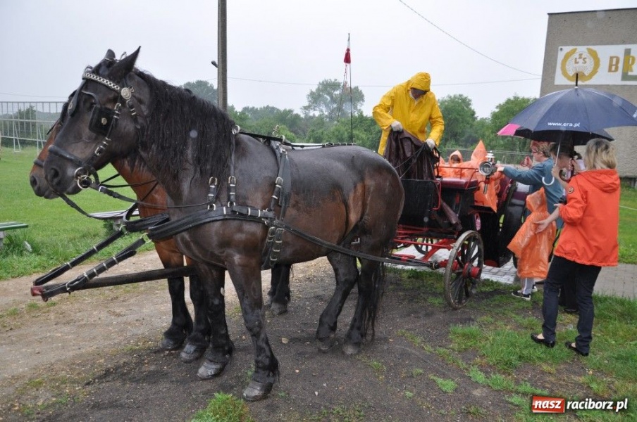 Zdjęcie w galerii na portalu naszraciborz.pl: Deszcz nie przeszkadzał w przejażdżkach wiadomości z regionu