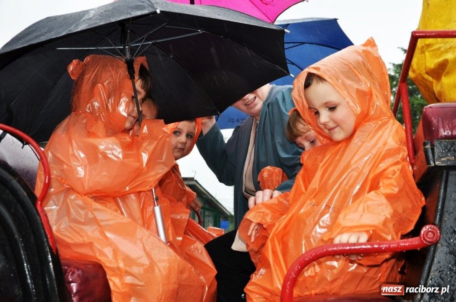 Zdjęcie w galerii na portalu naszraciborz.pl: Deszcz nie przeszkadzał w przejażdżkach wiadomości z regionu