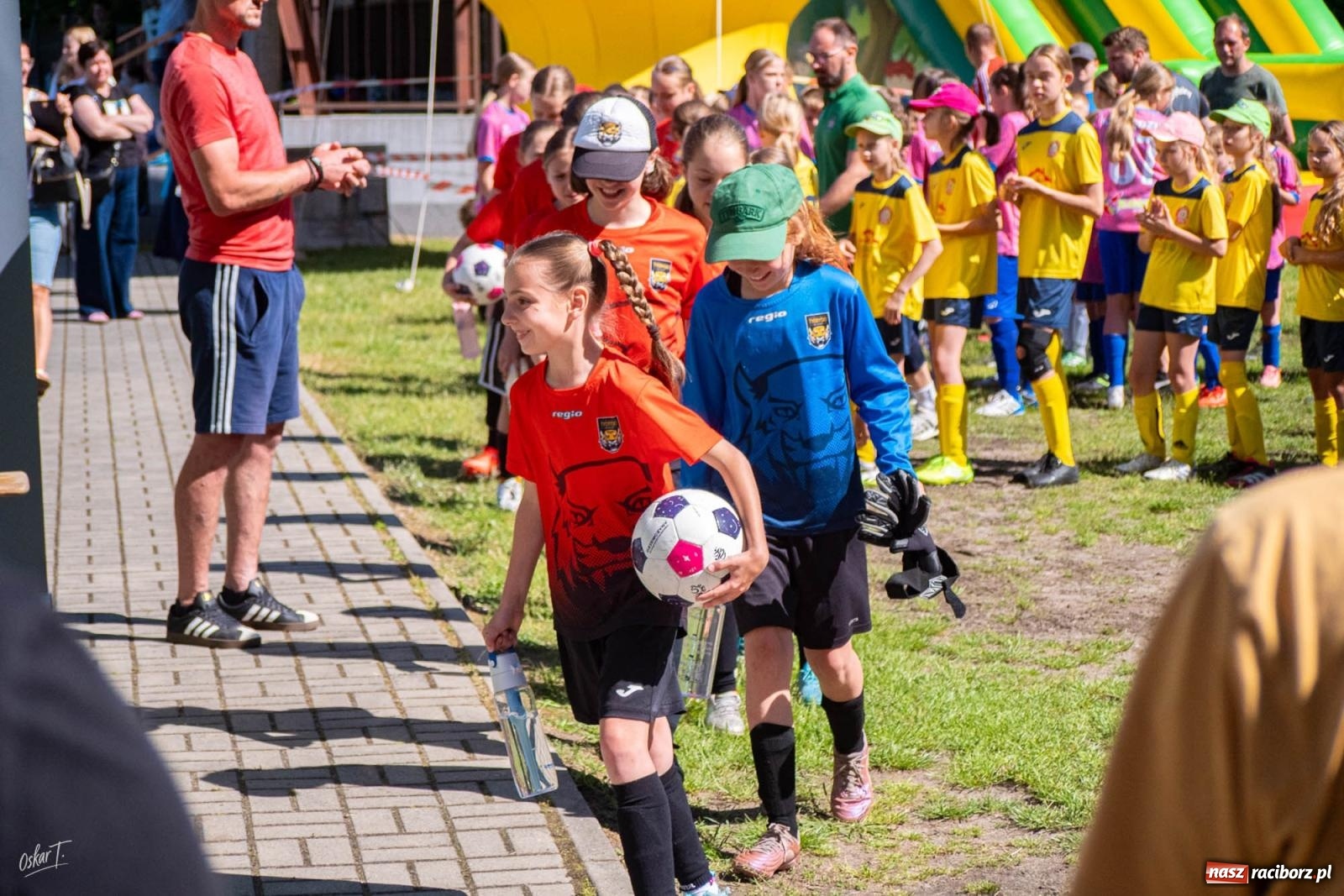 Zdjęcie w galerii na portalu naszraciborz.pl: Dziewczęta po raz pierwszy na InPost Cup. Drugi dzień turnieju za nami [FOTO] wiadomości z regionu
