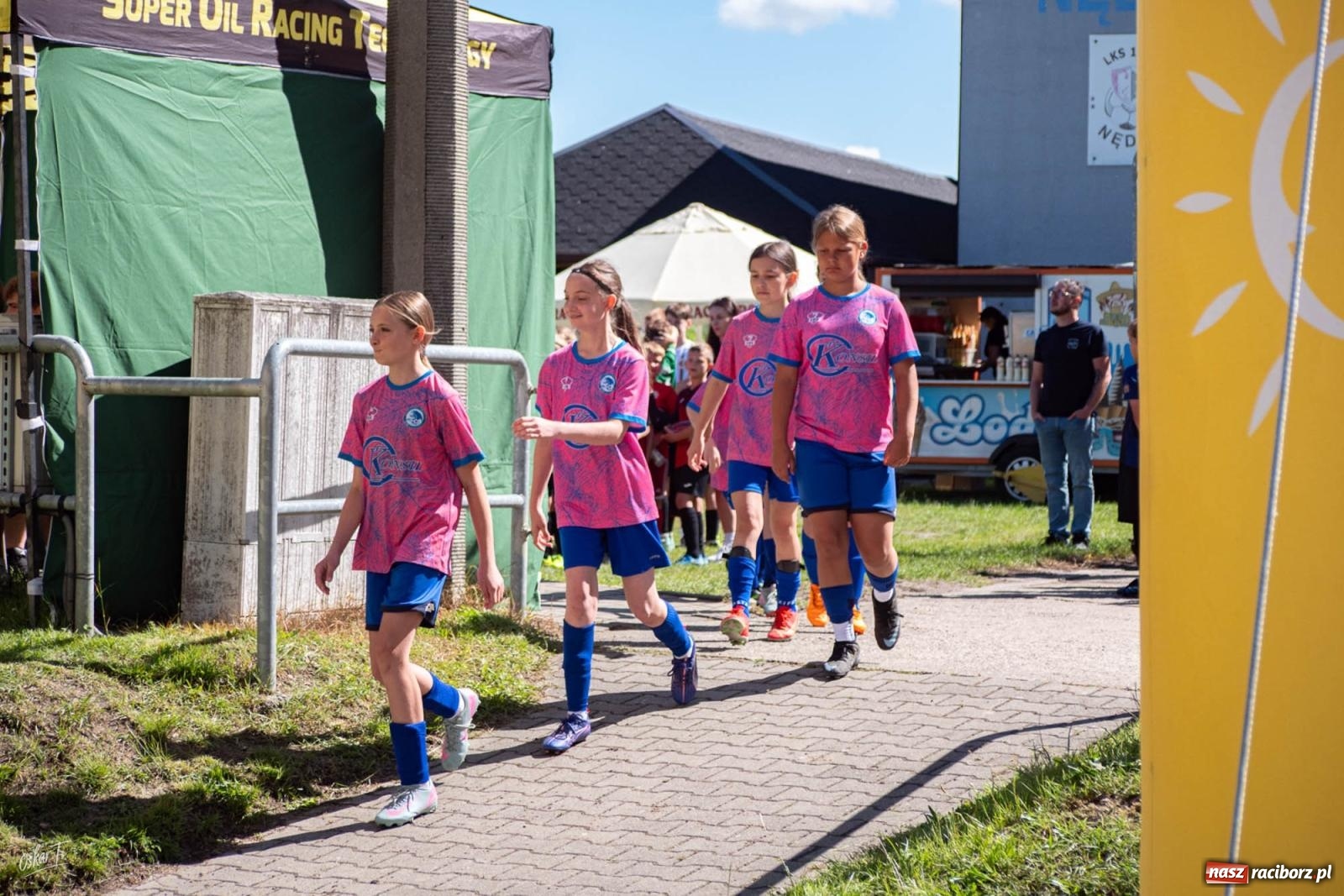 Zdjęcie w galerii na portalu naszraciborz.pl: Dziewczęta po raz pierwszy na InPost Cup. Drugi dzień turnieju za nami [FOTO] wiadomości z regionu