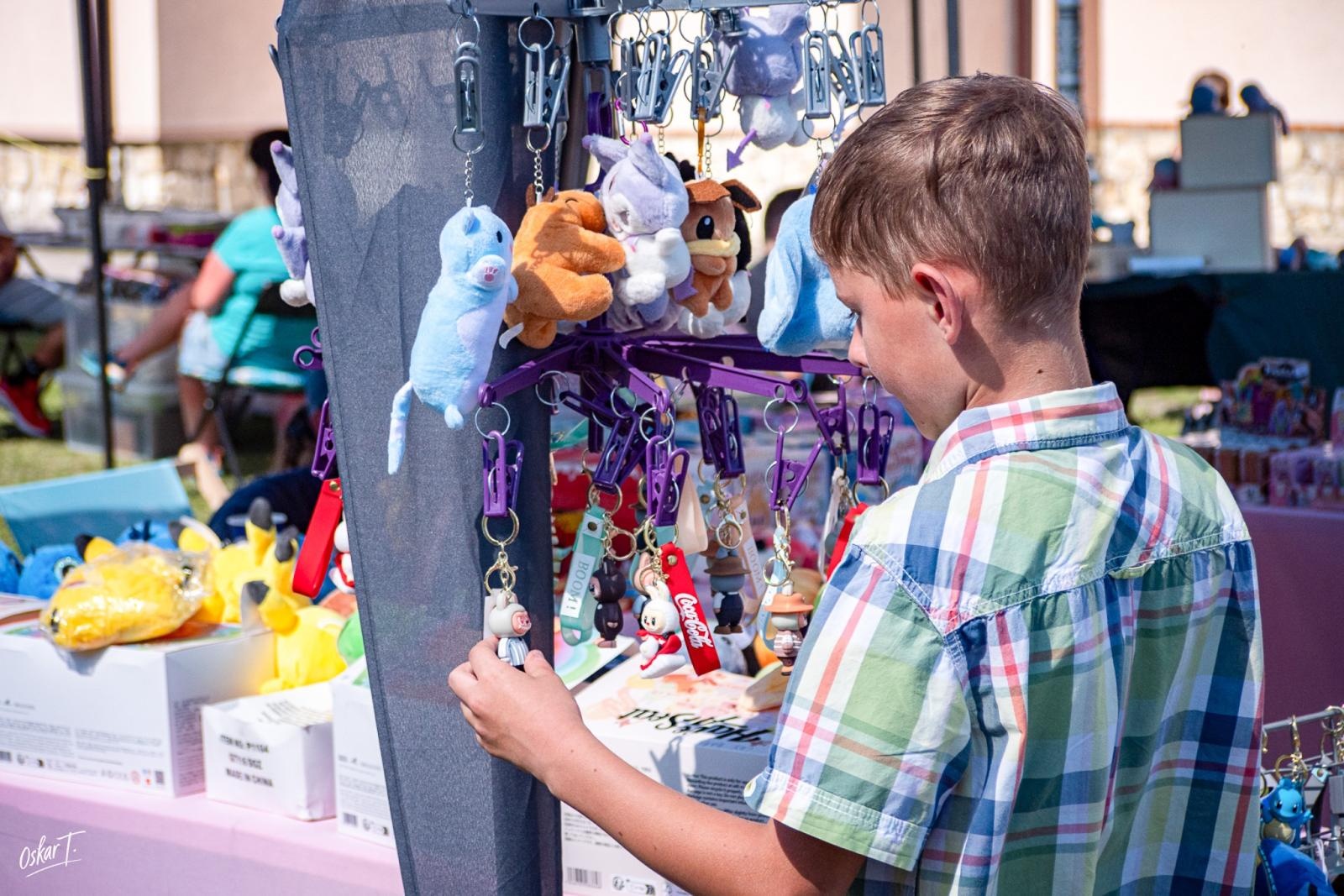 Zdjęcie w galerii na portalu naszraciborz.pl: Piknik rodzinny w Zawadzie Książęcej. Dzień Dziecka z teatrem, animacjami i atrakcjami dla najmłodszych [FOTO] wiadomości z regionu