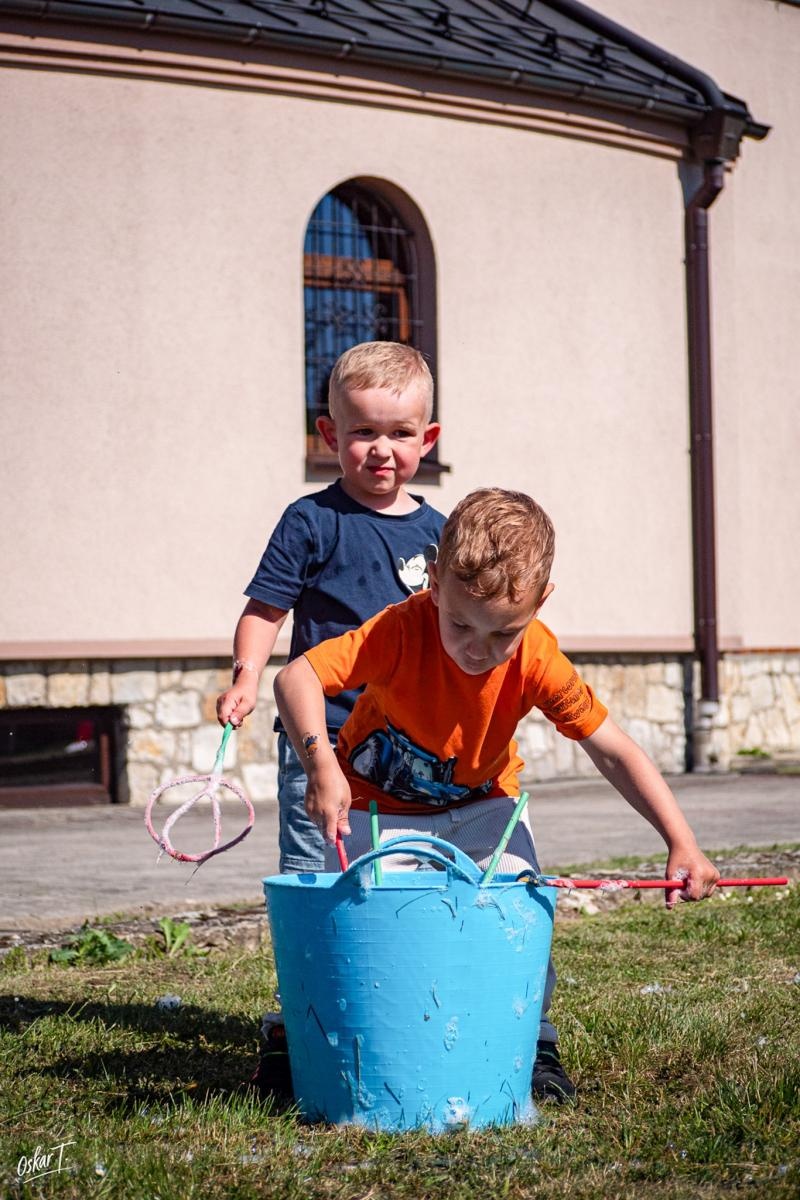 Zdjęcie w galerii na portalu naszraciborz.pl: Piknik rodzinny w Zawadzie Książęcej. Dzień Dziecka z teatrem, animacjami i atrakcjami dla najmłodszych [FOTO] wiadomości z regionu