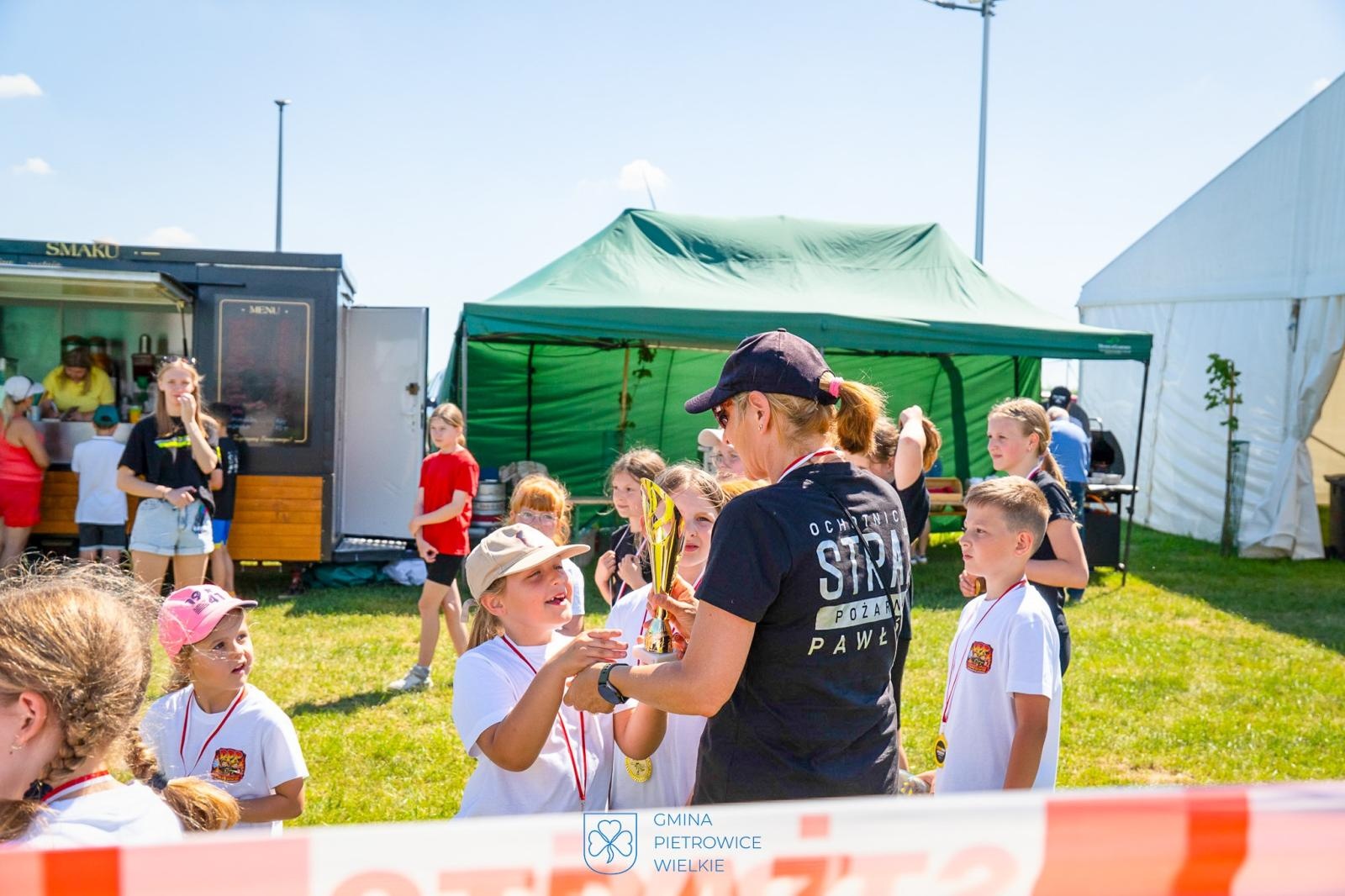 Zdjęcie w galerii na portalu naszraciborz.pl: Strongman Strażaków i Strażacki Dzień Dziecka w Żerdzinach wiadomości z regionu