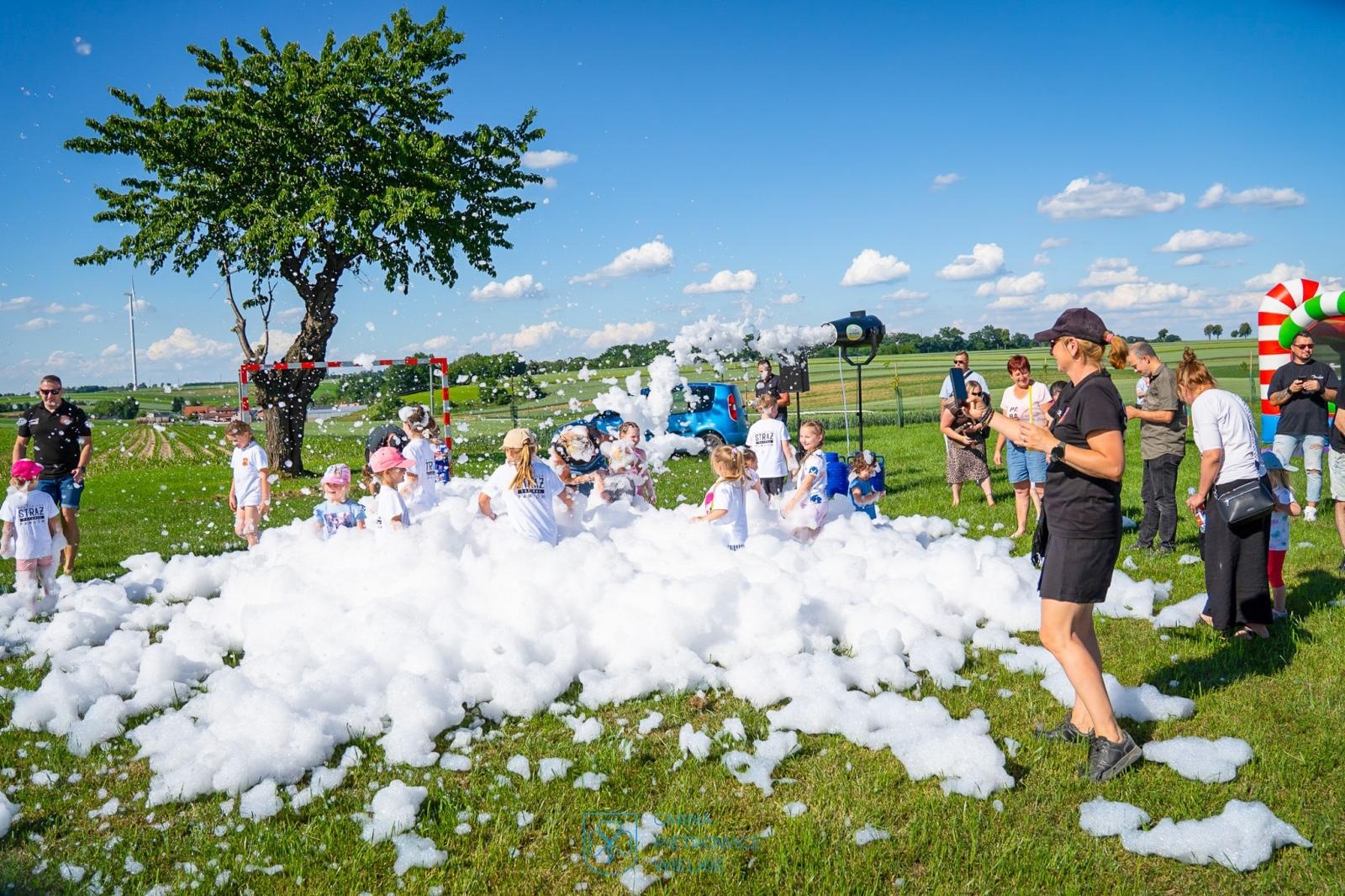 Zdjęcie w galerii na portalu naszraciborz.pl: Strongman Strażaków i Strażacki Dzień Dziecka w Żerdzinach wiadomości z regionu