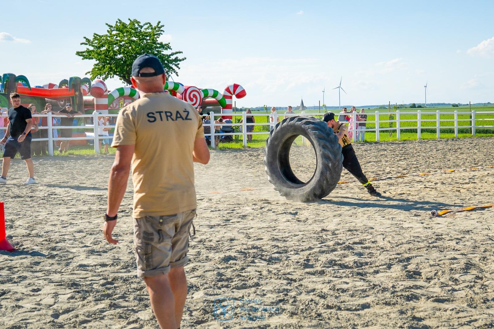 Zdjęcie w galerii na portalu naszraciborz.pl: Strongman Strażaków i Strażacki Dzień Dziecka w Żerdzinach wiadomości z regionu