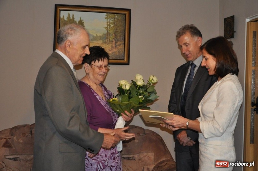 Zdjęcie w galerii na portalu naszraciborz.pl: Pokochali się na Mazurach wiadomości z regionu