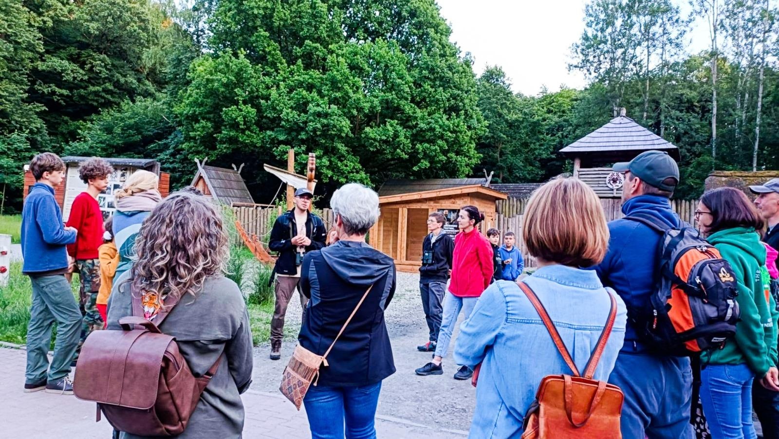 Zdjęcie w galerii na portalu naszraciborz.pl: Nocne wyprawy i przyrodniczy maraton obserwacji. Mieszkańcy odkrywali bogactwo Arboretum Bramy Morawskiej wiadomości z regionu