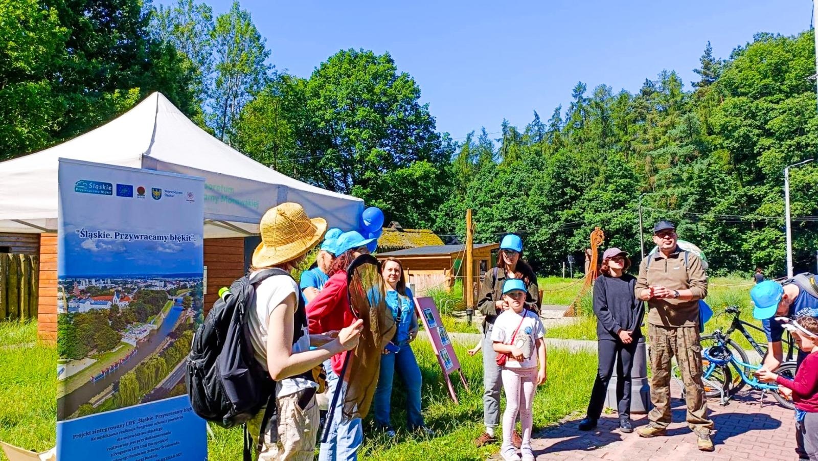 Zdjęcie w galerii na portalu naszraciborz.pl: Nocne wyprawy i przyrodniczy maraton obserwacji. Mieszkańcy odkrywali bogactwo Arboretum Bramy Morawskiej wiadomości z regionu