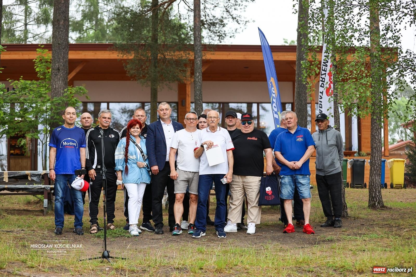 Zdjęcie w galerii na portalu naszraciborz.pl: 27. Spartakiada Sportowa Przemysłu Spożywczego NSZZ Solidarność. Na starcie ekipa z Mieszka wiadomości z regionu
