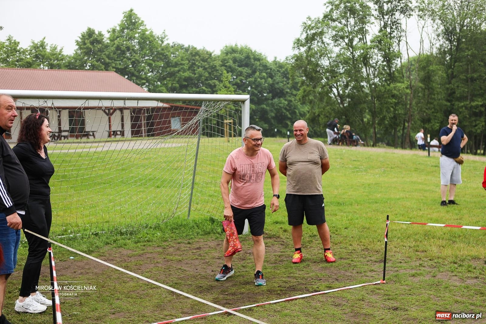 Zdjęcie w galerii na portalu naszraciborz.pl: 27. Spartakiada Sportowa Przemysłu Spożywczego NSZZ Solidarność. Na starcie ekipa z Mieszka wiadomości z regionu