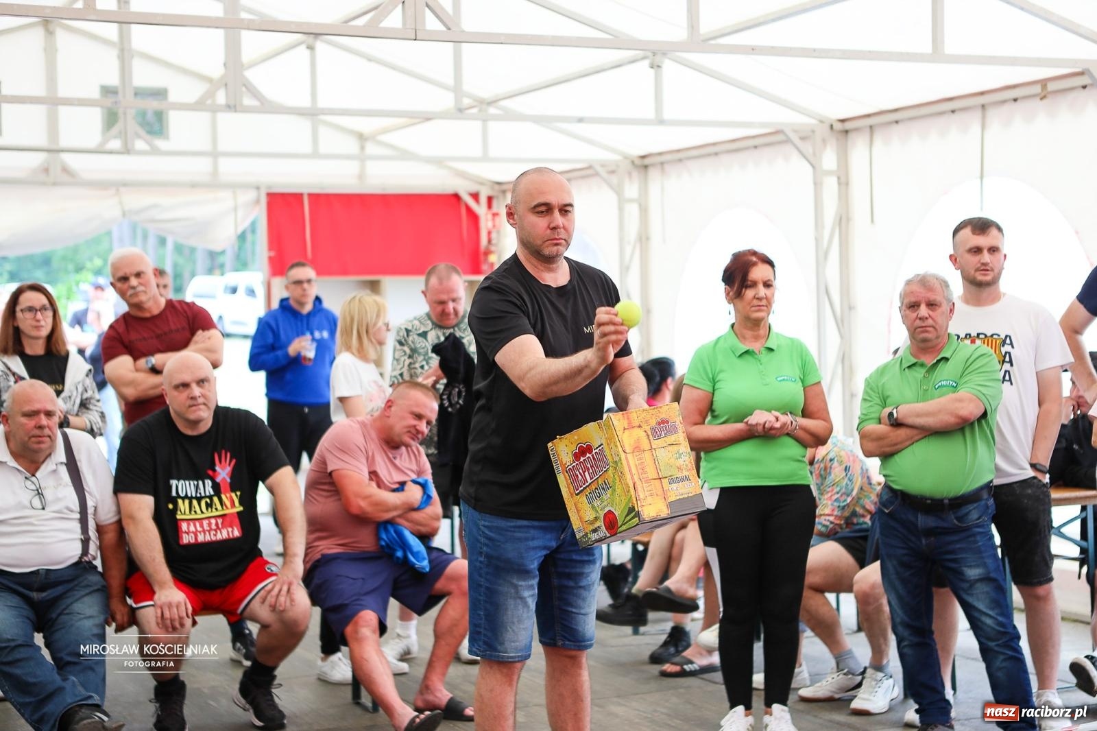 Zdjęcie w galerii na portalu naszraciborz.pl: 27. Spartakiada Sportowa Przemysłu Spożywczego NSZZ Solidarność. Na starcie ekipa z Mieszka wiadomości z regionu